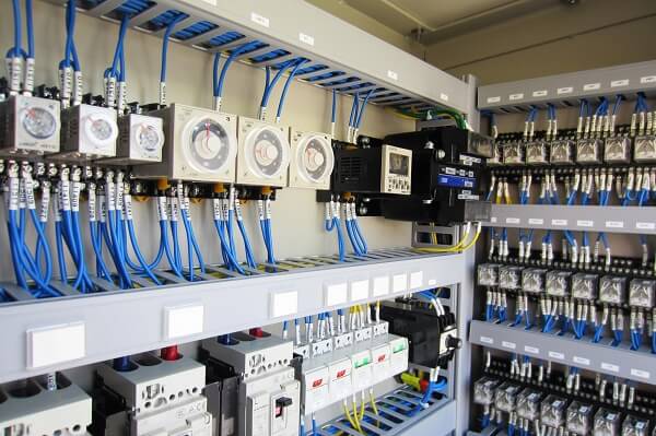 電気施工管理／埼玉県羽生市：工場・物流センター（RC造）